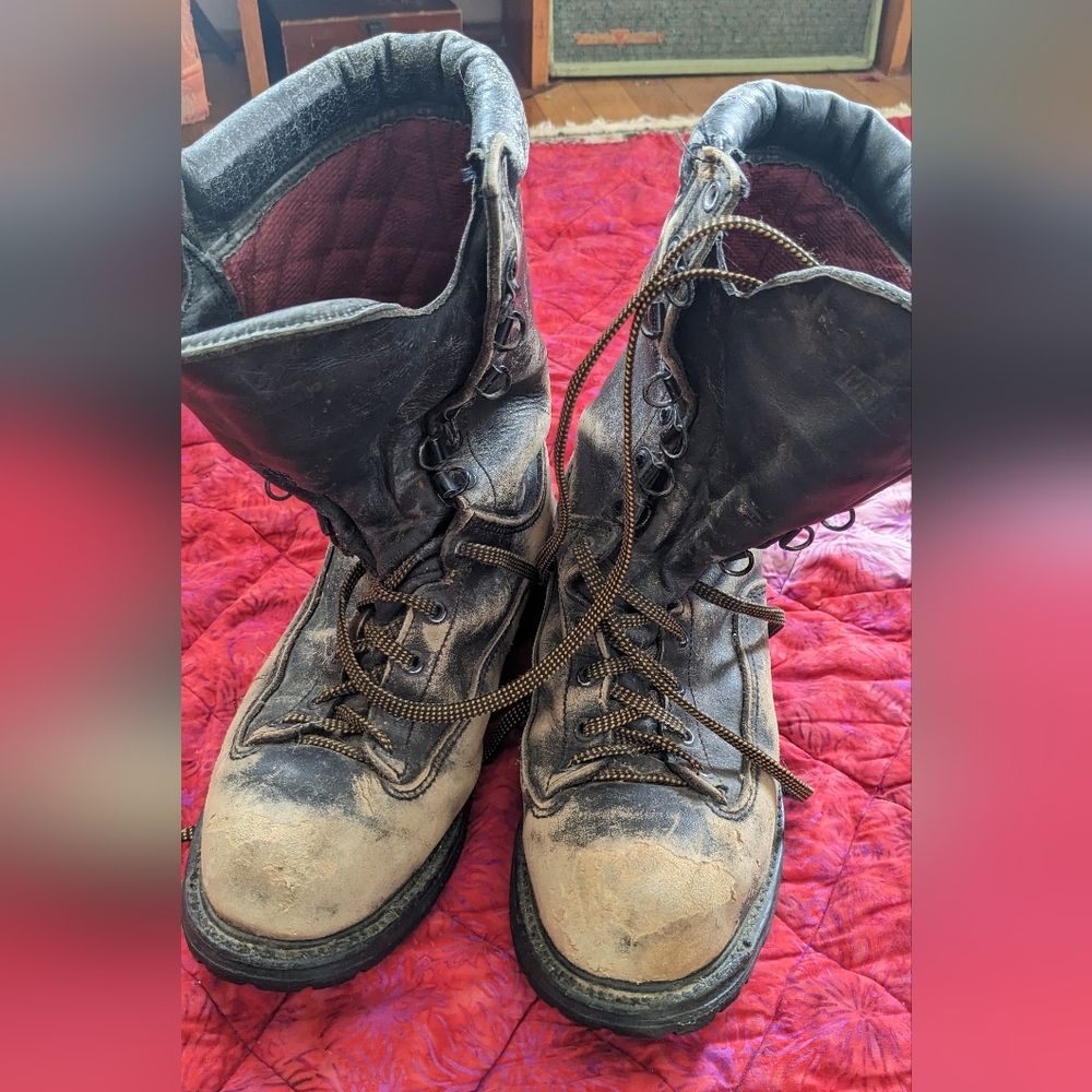 *YARD SALE!* Hardcore Weathered Steel Toe Work Boots